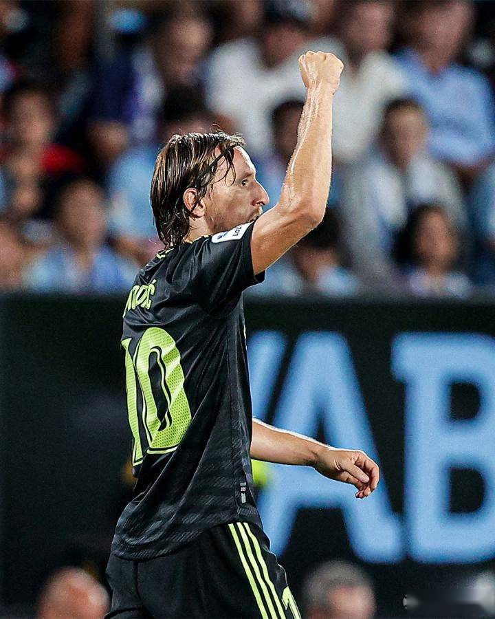 第12次,莫德里奇过半的西甲联赛进球来自禁区外射门