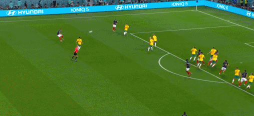 4-1！姆巴佩破门，法国胜澳大利亚，吉鲁追平亨利成队史第一人